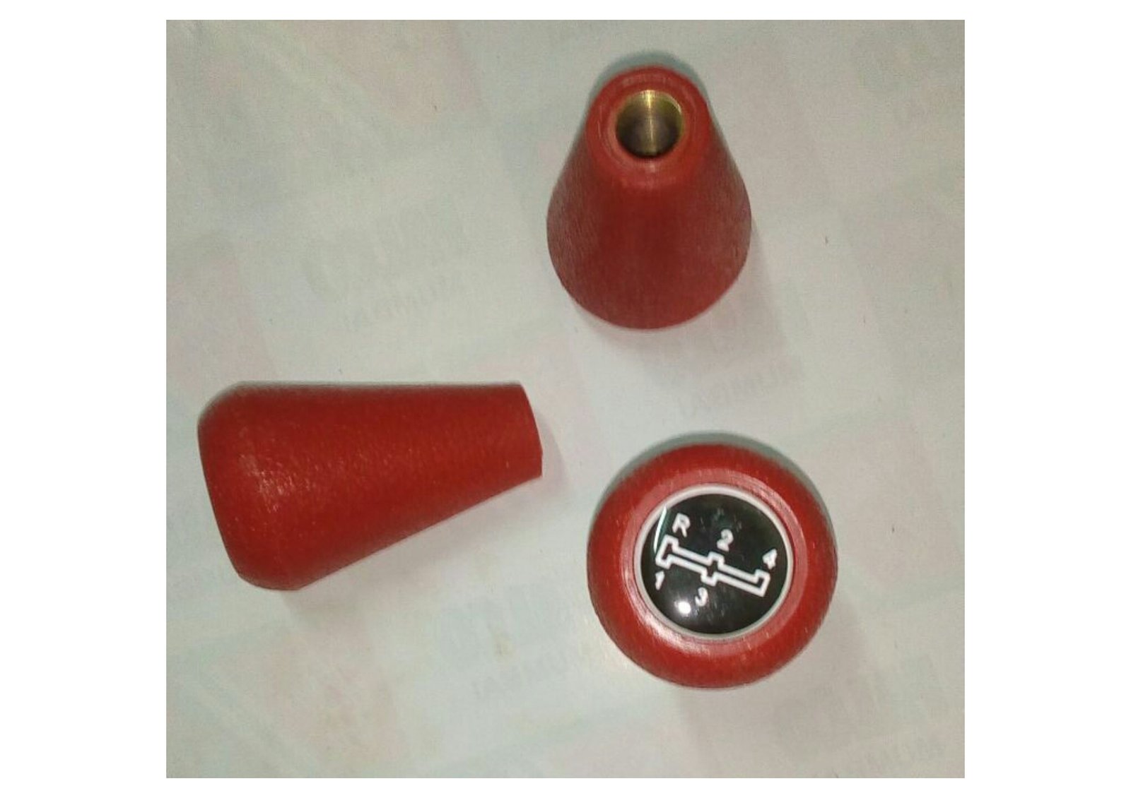 TRACTORS= GEAR KNOBS, CHOKE KNOBS, PACKING & SHIMS_page-0002