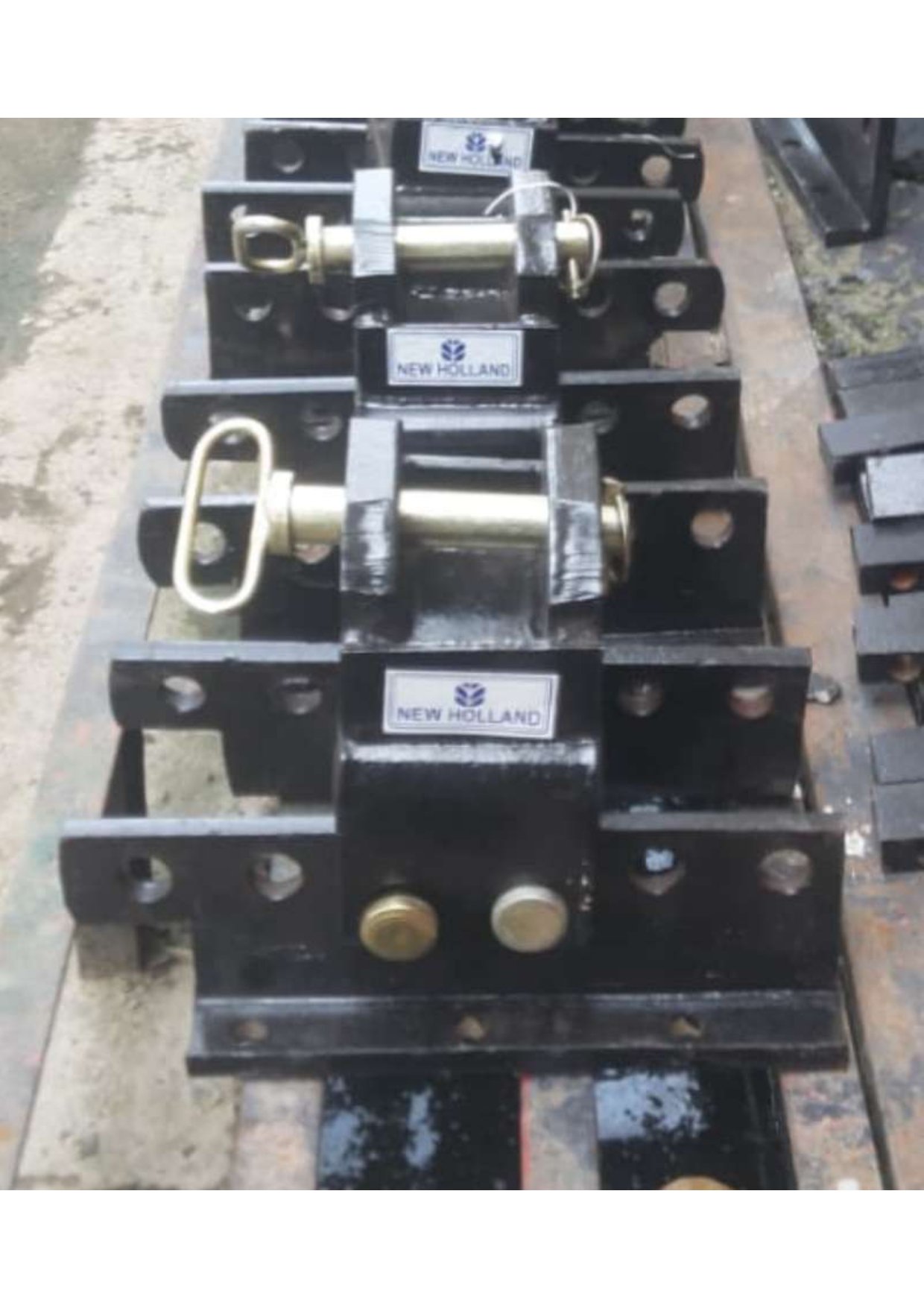 new holland hitch and bumper_page-0005
